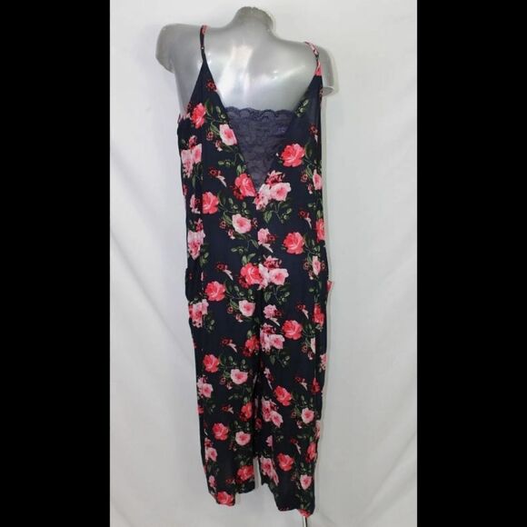 UMGEE SIZE LARGE NAVY FLORAL CROP CRIS CROSS ROMPER - Picture 2 of 12